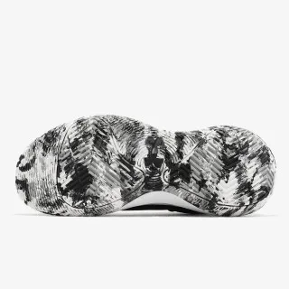UNDER ARMOUR UA Jet '21