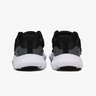 UNDER ARMOUR UA Surge 3