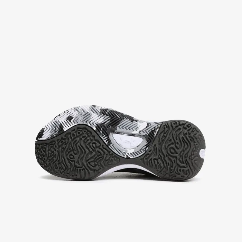 UNDER ARMOUR Lockdown 6