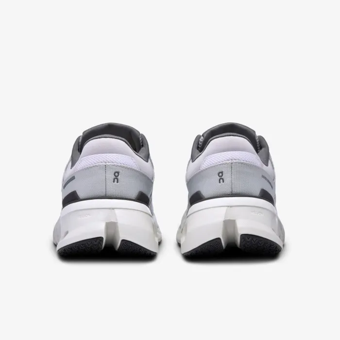 On CLOUDRUNNER 2 