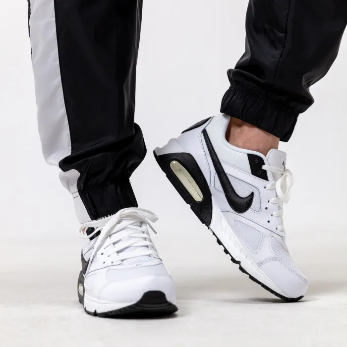 Nike NIKE AIR MAX IVO 