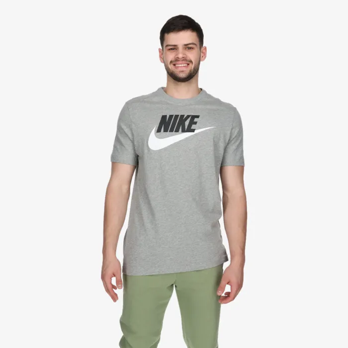 Nike Sportswear 