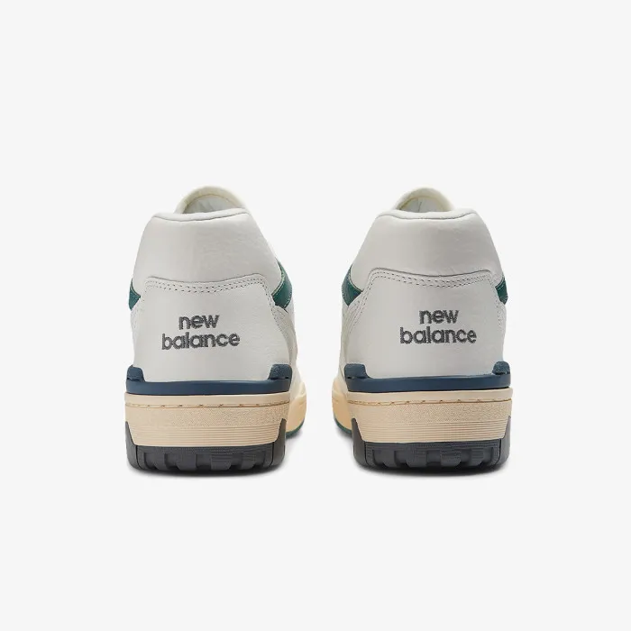 NEW BALANCE BB550 
