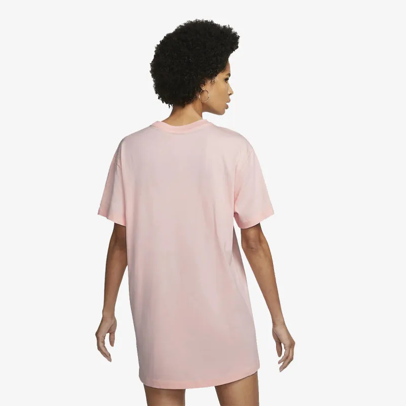 Nike Sportswear Essential