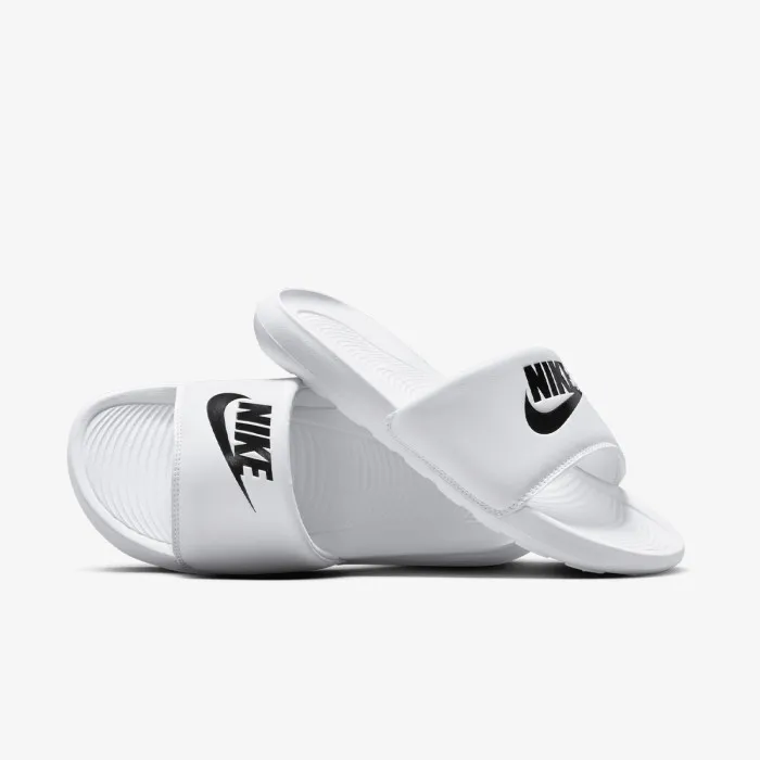 Nike W NIKE VICTORI ONE SLIDE 