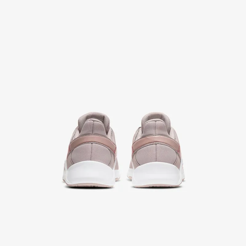 Nike Legend Essential 2