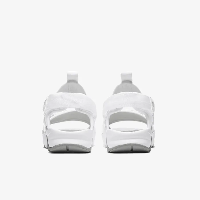 Nike WMNS NIKE CANYON SANDAL 