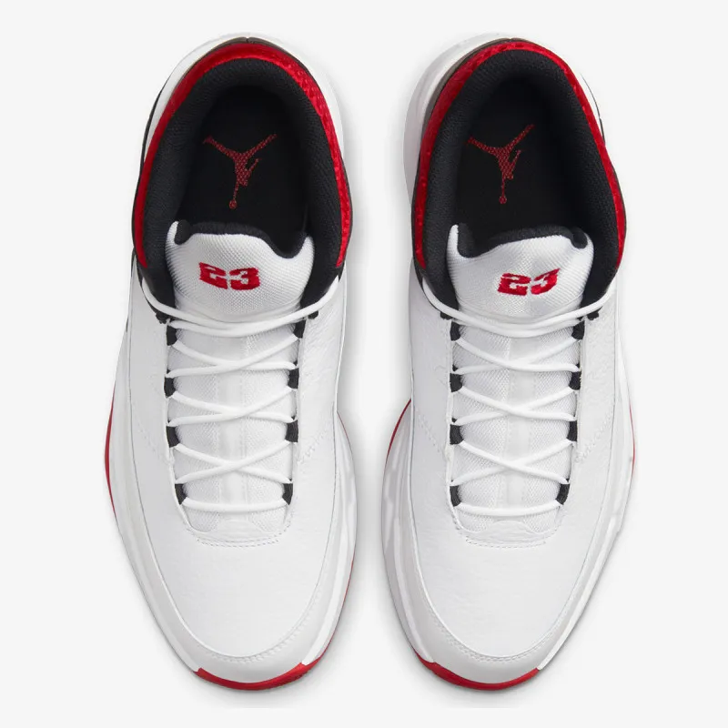 Nike Jordan Max Aura 3