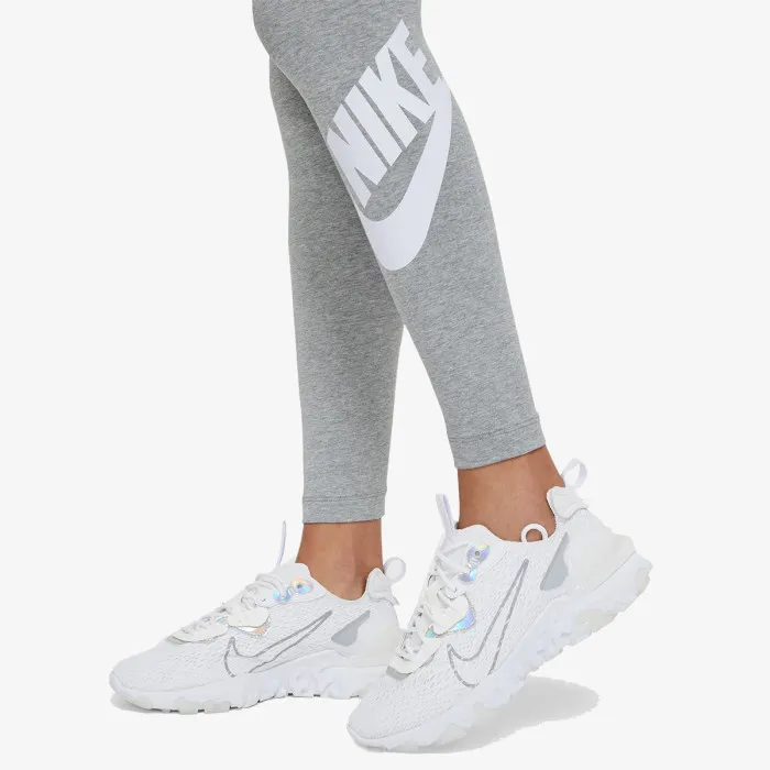 Nike Sportswear Essential 