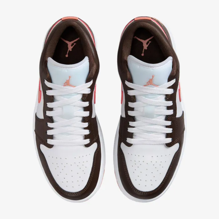 Nike WMNS AIR JORDAN 1 LOW 