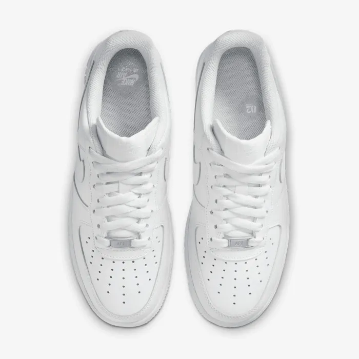 Nike WMNS AIR FORCE 1 07 