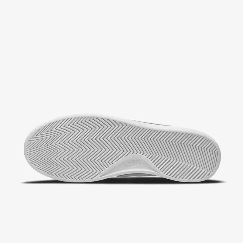 Nike Court Royale 2