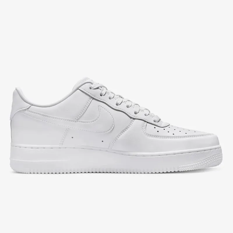 Nike AIR FORCE 1 '07 FRESH