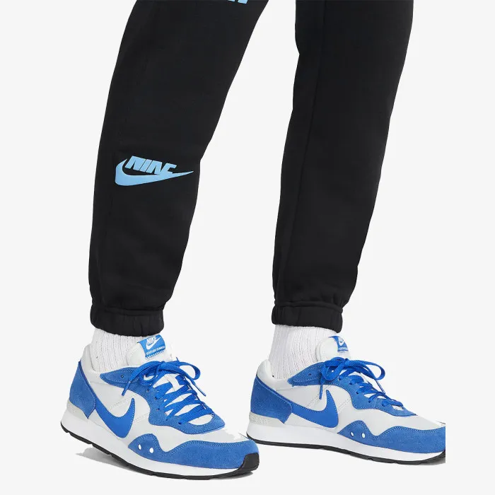 Nike Sportwear Sport Essentials+ 