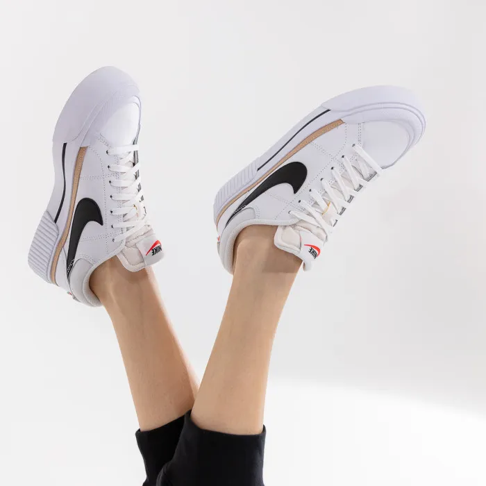 Nike WMNS NIKE COURT LEGACY LIFT 