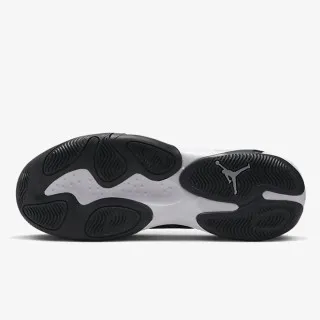 Nike Jordan Max Aura 4