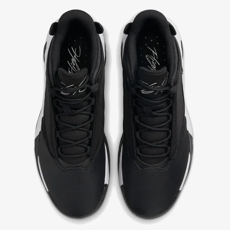 Nike Jordan Max Aura 4
