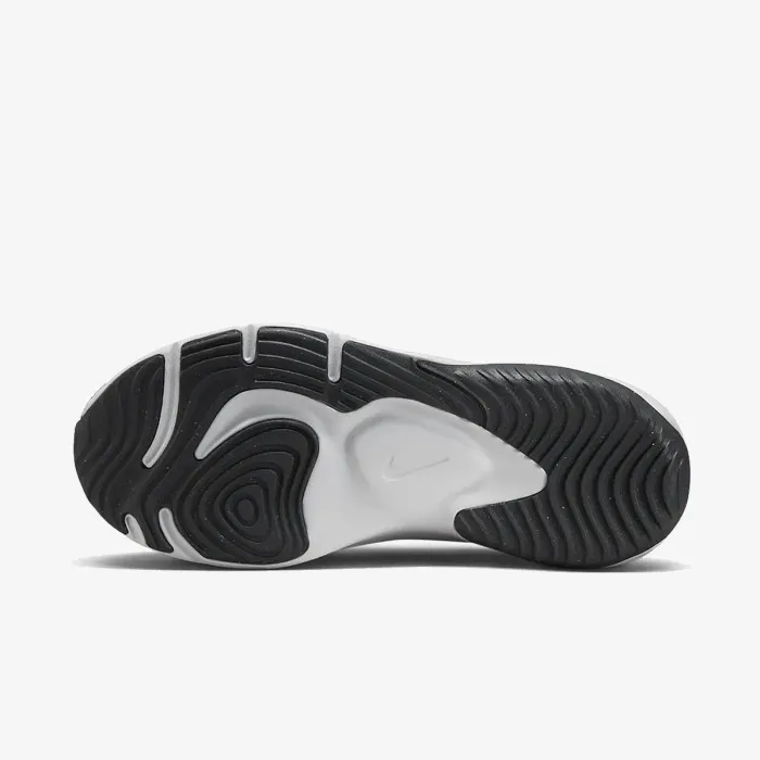 Nike W NIKE LEGEND ESSENTIAL 3 NN P 