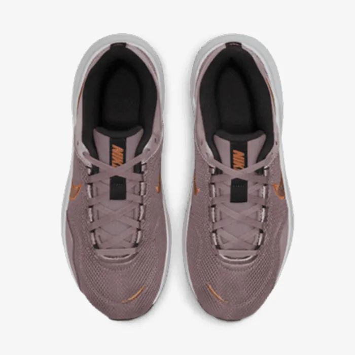 Nike W NIKE LEGEND ESSENTIAL 3 NN P 