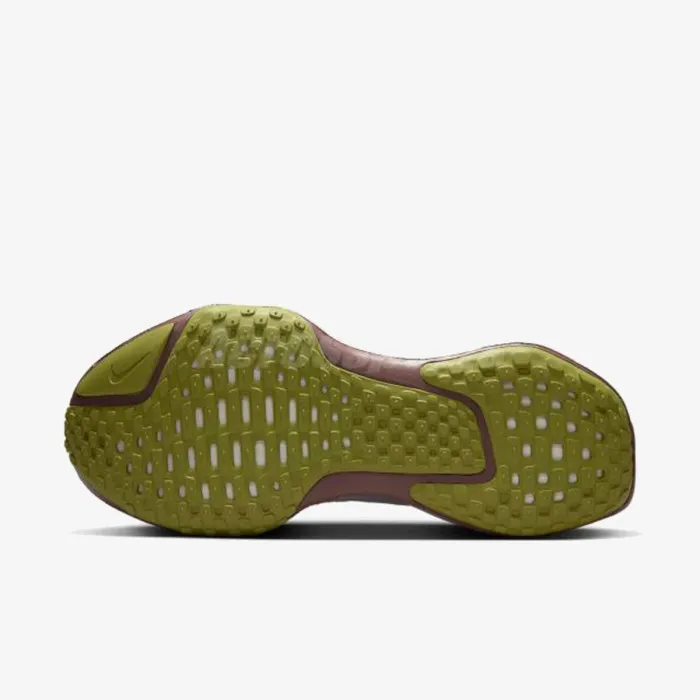 Nike WMNS ZOOMX INVINCIBLE RUN FK 3