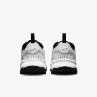 Nike W NIKE TC 7900 PRM 2 1 CN 