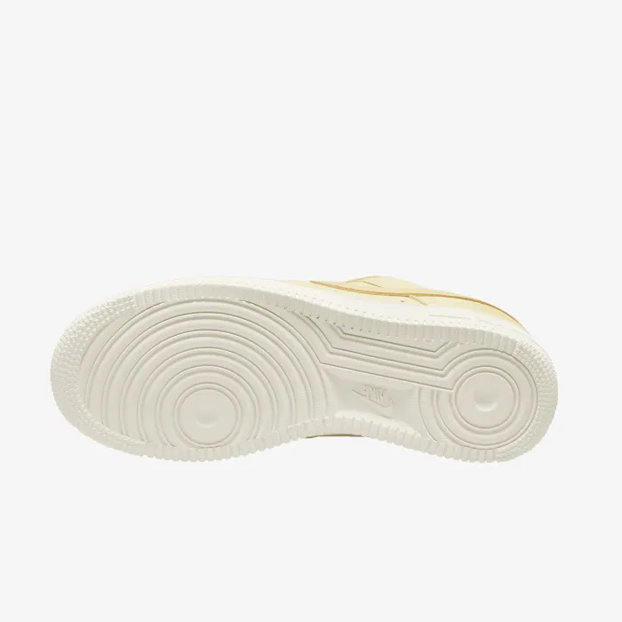 Nike WMNS AIR FORCE 1 PRM MF 
