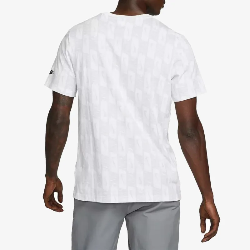 Nike Sportswear Repeat
