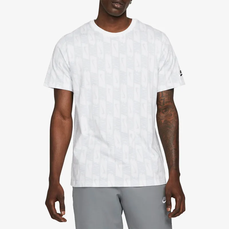 Nike Sportswear Repeat