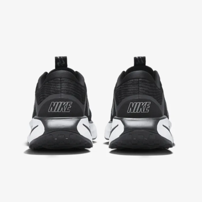 Nike NIKE MOTIVA 