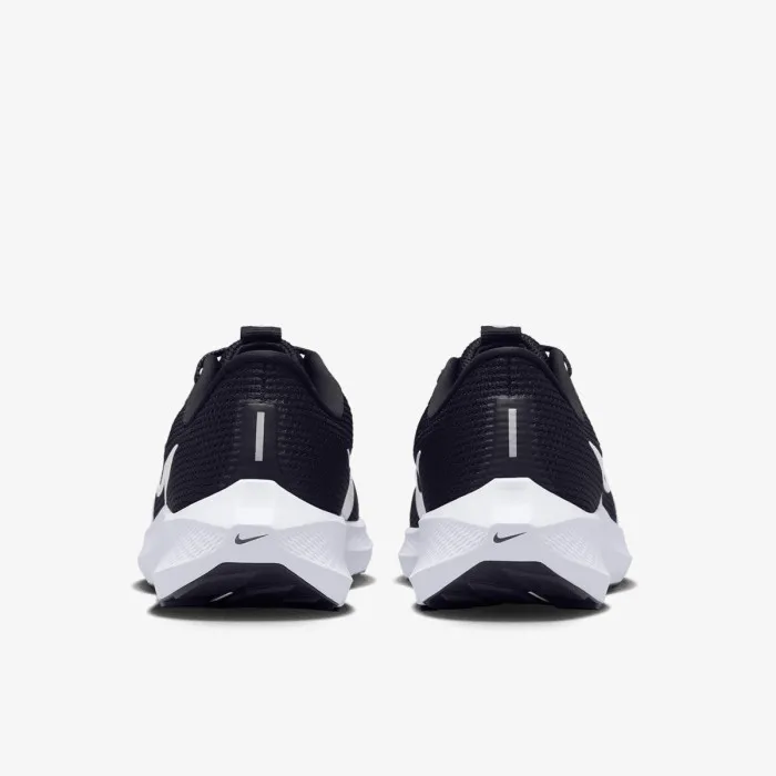 Nike AIR ZOOM PEGASUS 40