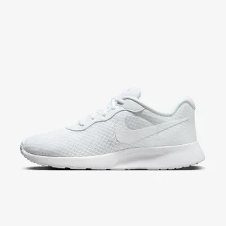 Nike Tanjun