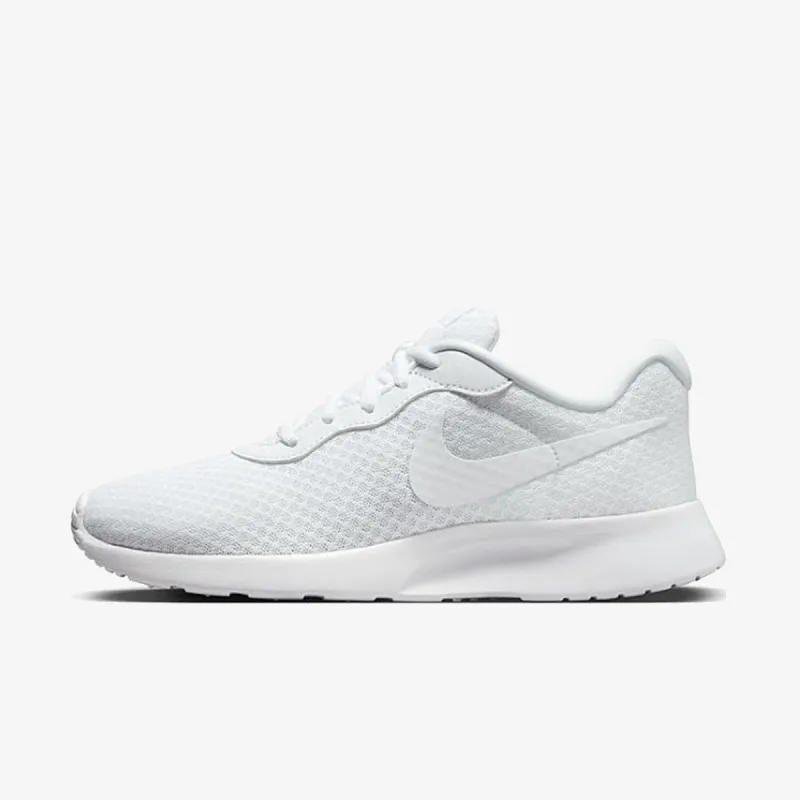 Nike Tanjun