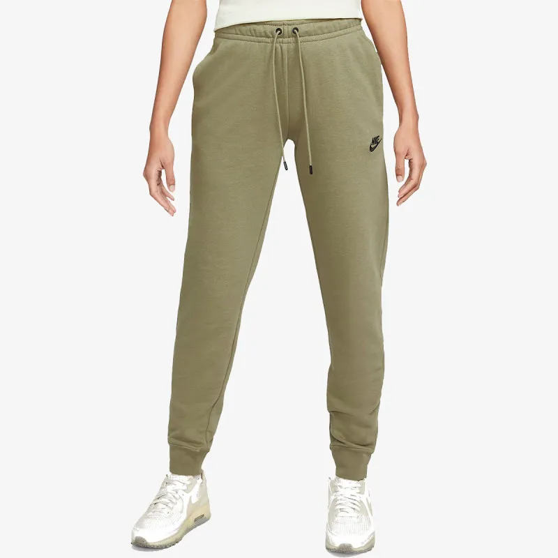 Nike Sportswear Essential