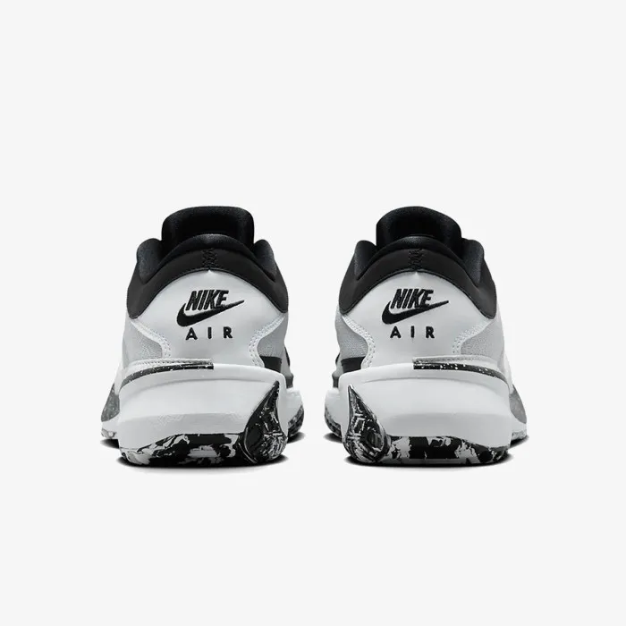 Nike ZOOM FREAK 5 