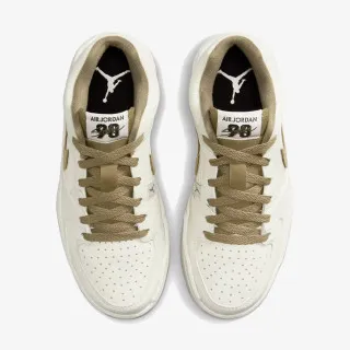 Nike WMNS JORDAN STADIUM 90 