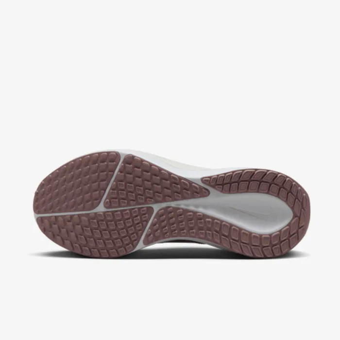 Nike W NIKE VOMERO 17