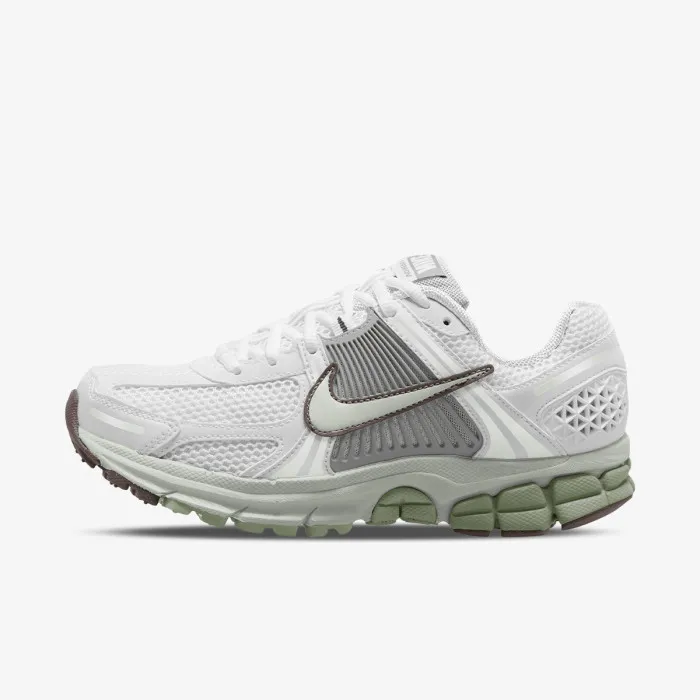 Nike W NIKE ZOOM VOMERO 5 