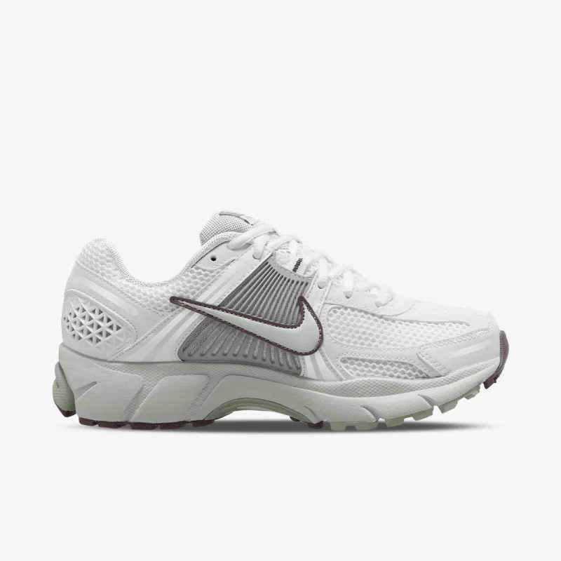 Nike W NIKE ZOOM VOMERO 5 