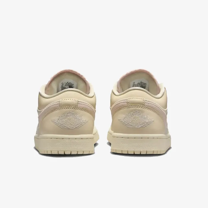 JORDAN WMNS AIR JORDAN 1 LOW SE V2 