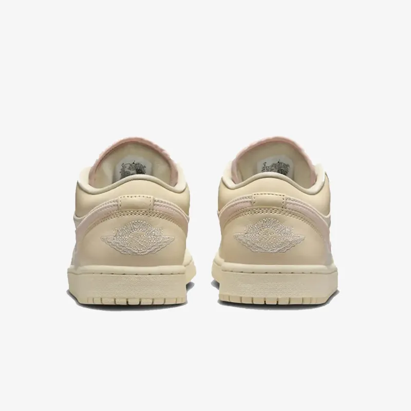 JORDAN WMNS AIR JORDAN 1 LOW SE V2 