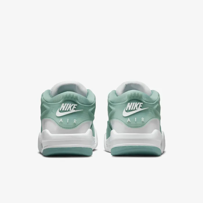 Nike WMNS AIR JORDAN 4 RM 