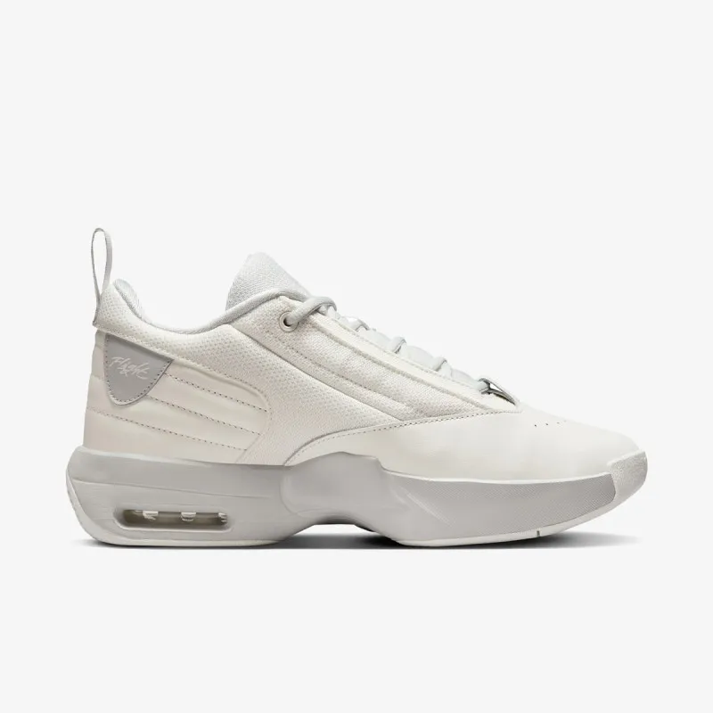 Nike WMNS JORDAN MAX AURA 6