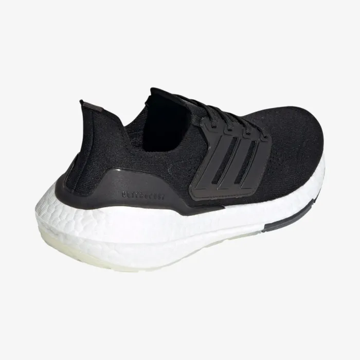 adidas ULTRABOOST 21 