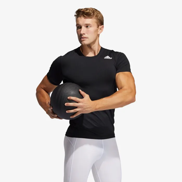 TECHFIT COMPRESSION 