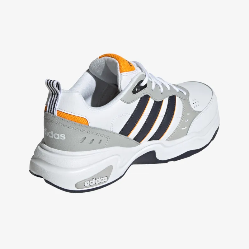 adidas STRUTTER