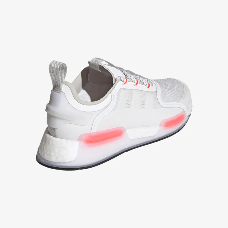 adidas NMD_V3
