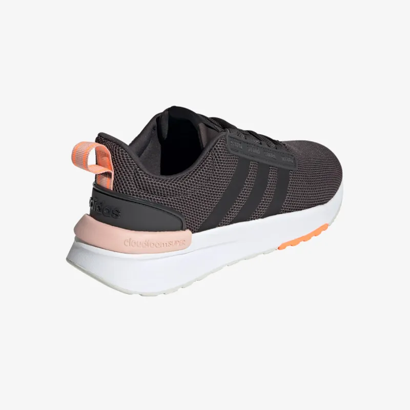 adidas RACER TR21