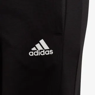 adidas AEROREADY