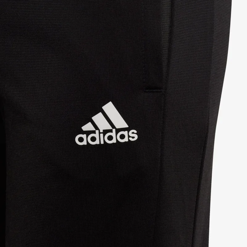 adidas AEROREADY