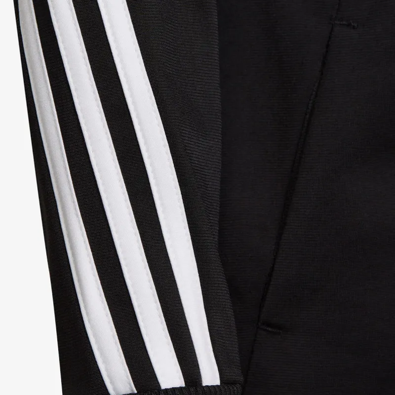 adidas AEROREADY